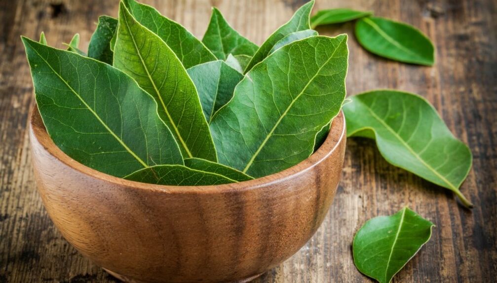 A bath based on a decoction of bay leaves will increase a man's potency